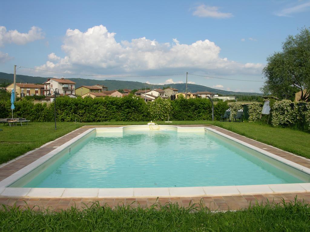 Appartamento Vacanze Magnolia e Glicine Tuoro sul Trasimeno Esterno foto