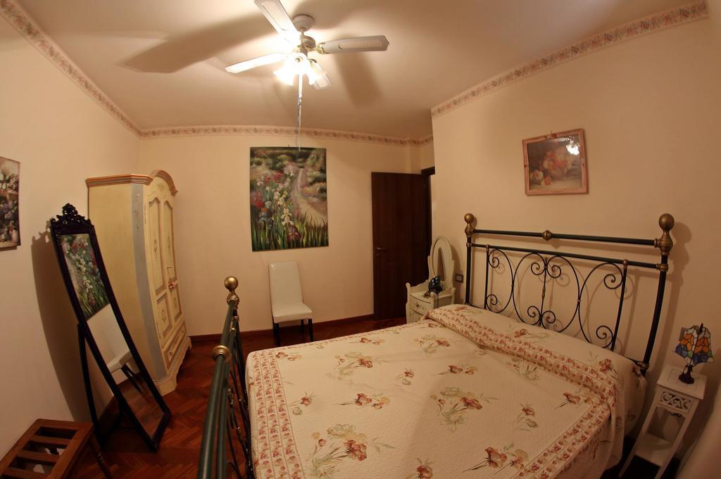 Appartamento Vacanze Magnolia e Glicine Tuoro sul Trasimeno Esterno foto