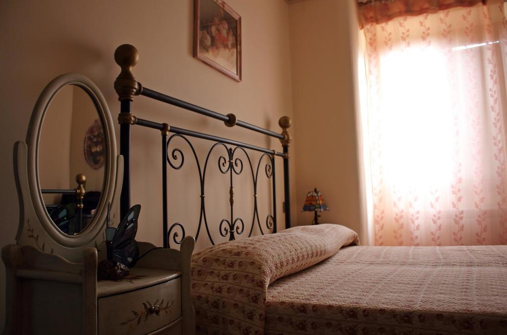 Appartamento Vacanze Magnolia e Glicine Tuoro sul Trasimeno Esterno foto